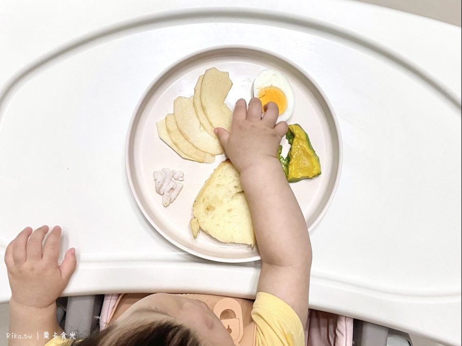 Ｍiniware寶寶學習餐具讓寶寶養成自己進食的習慣