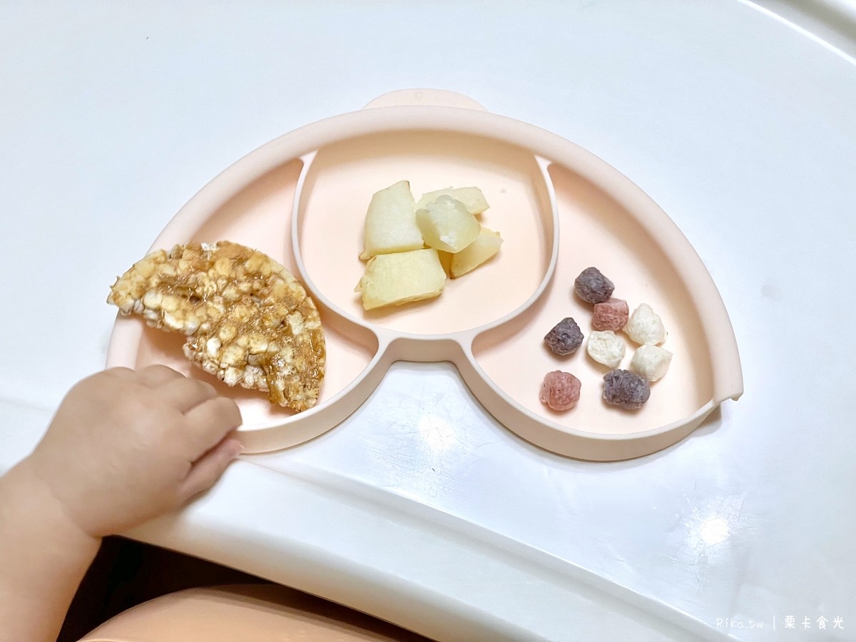 Ｍiniware寶寶學習餐具可將食物分開擺設看起來更美味