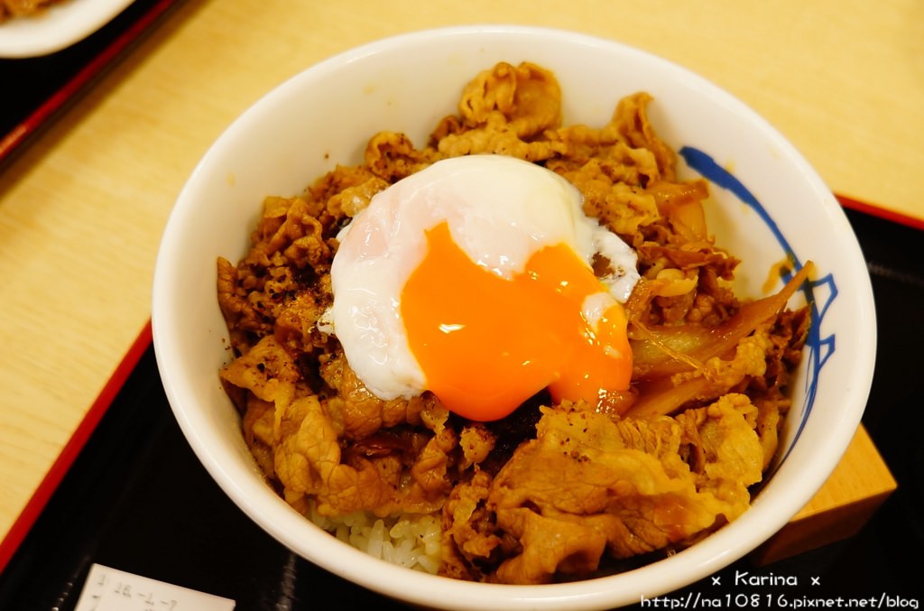 【東京美食】24hr 松屋フーズ 平價丼飯．自助旅行的美味選擇